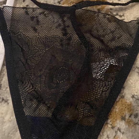 New bundle of 4 lace thong panties size large - Picture 5 of 5